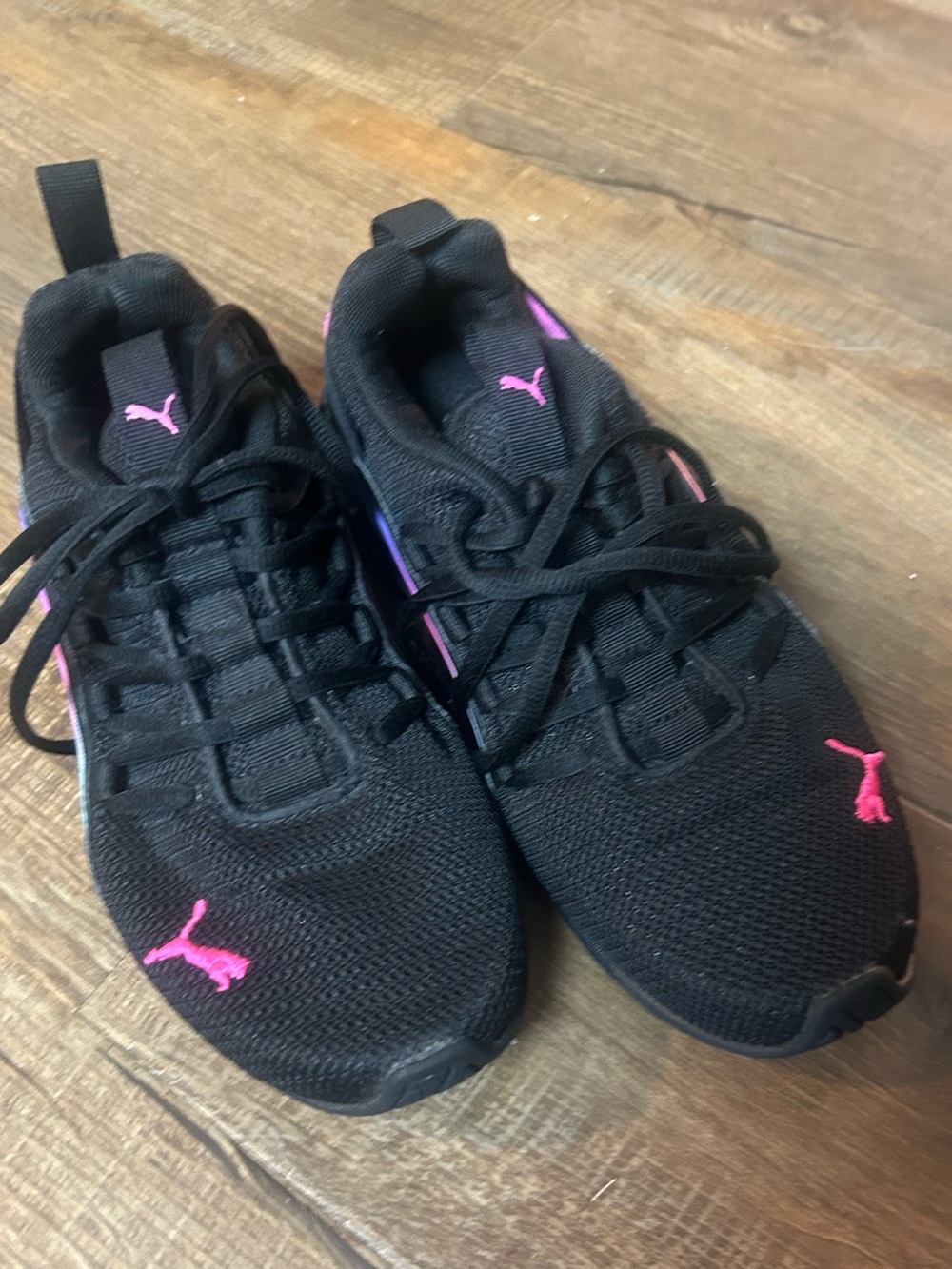 Puma Women’s Black Sneakers with Pink Accents